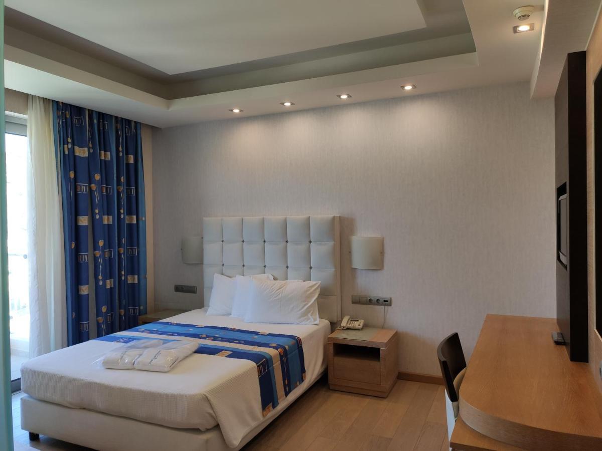 Konstantinos Palace 카르파토스 외부 사진